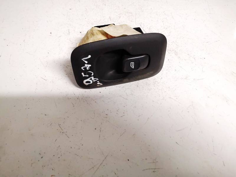 2006 Volvo XC90 Power Window Regulator & Switch 2214210-36