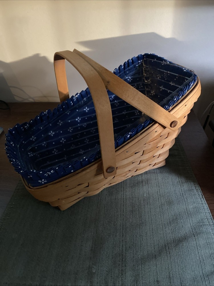 Longaberger 2000 Medium Vegetable Basket With Heritage Blue Liner & Protector