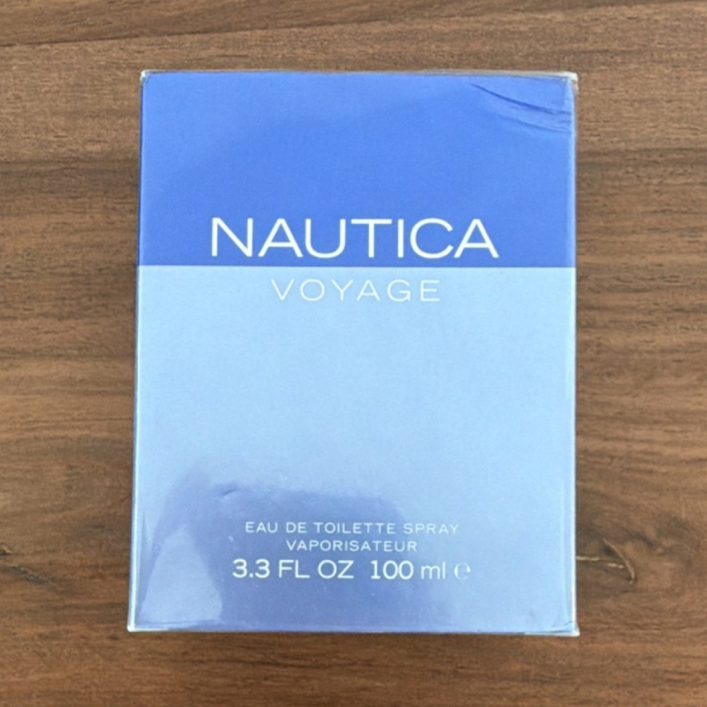 Nautica Voyage Eau de Toilette Spray, Regular Size 3.3 fl oz (100 ml)