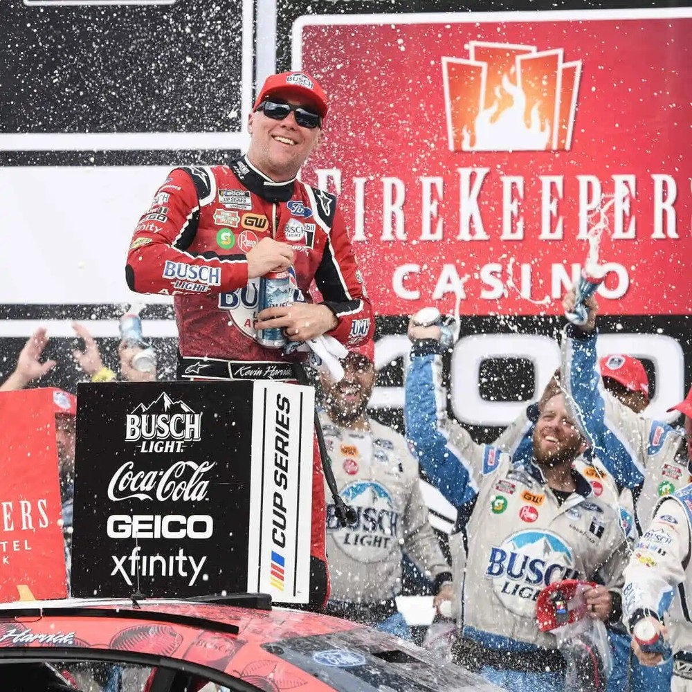 Kevin Harvick 2022 Michigan Win NASCAR 8x10 Photo Print