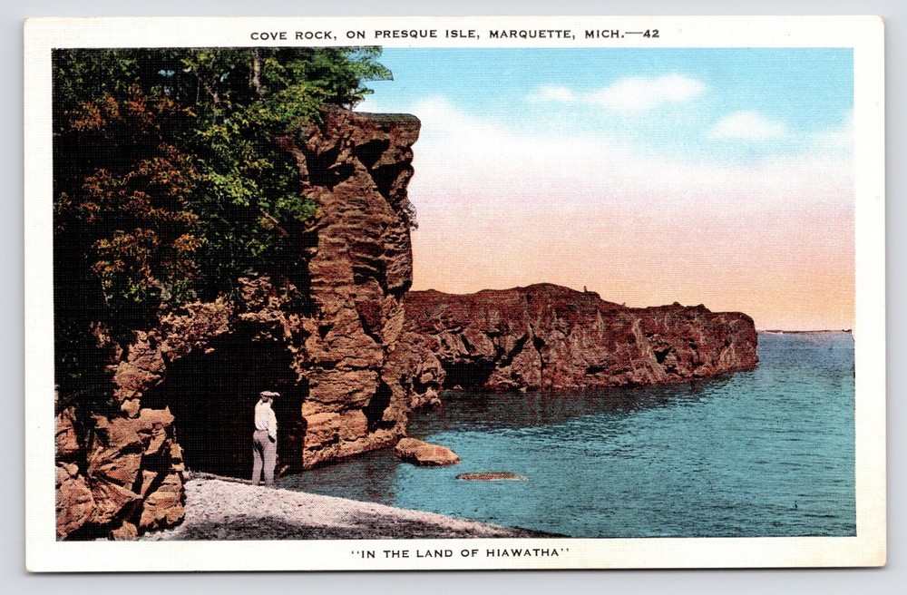 c1920 Cove Rock Presque Isle Lake Huron Marquette Michigan MI PC Postcard