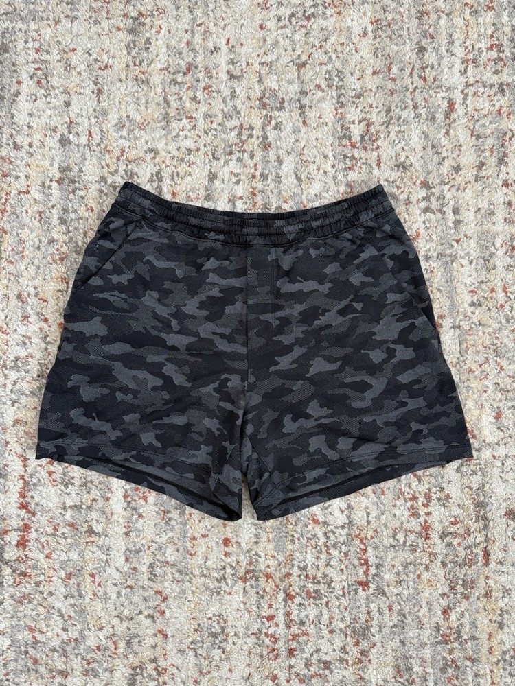 Lululemon Pace Breaker 7