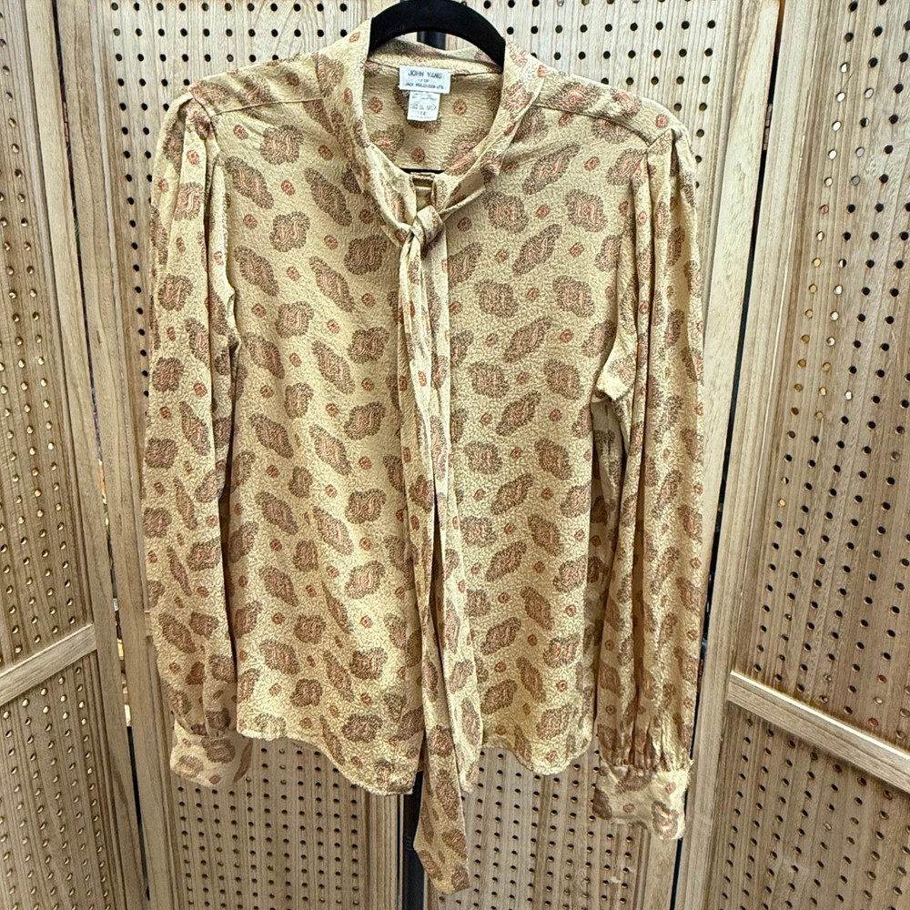 Vintage John Yang Jack Mulqueen Silk Paisley Print Tie Neck Blouse Size 14