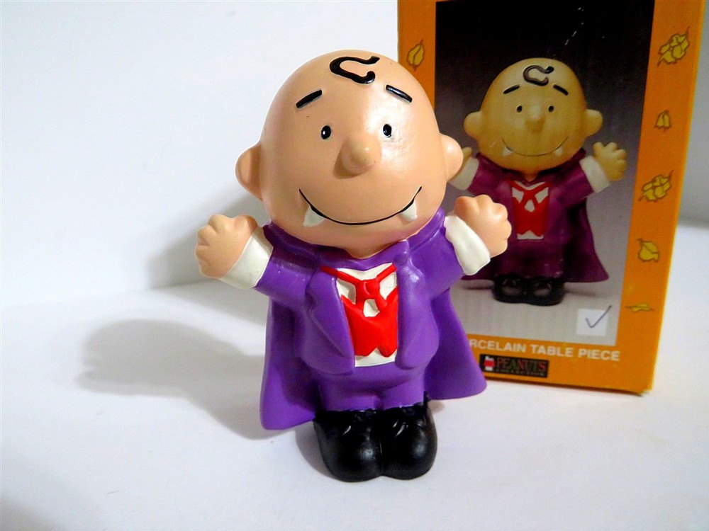 SNOOPY PEANUTS CHARLIE BROWN KURT ADLER CERAMIC HALLOWEEN FIGURE FIGURINE 2000