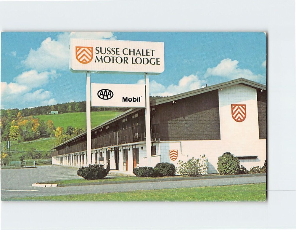 Postcard Susse Chalet Motor Lodge Vermont USA