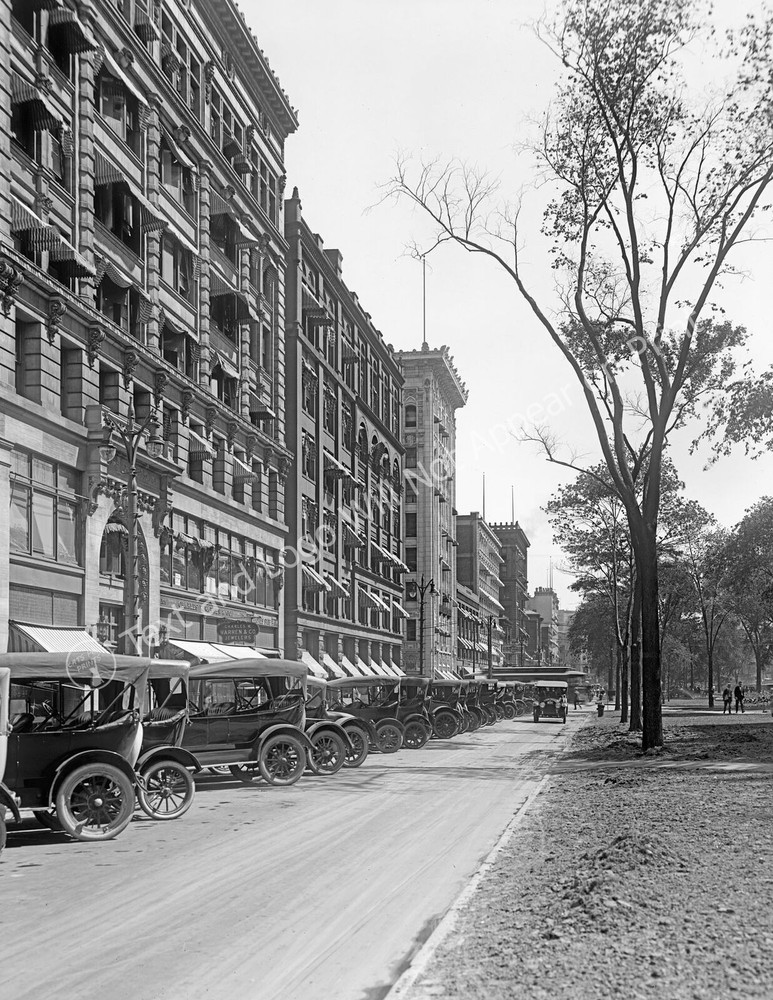 1910's Washington Boulevard, Detroit, MI Vintage Old Photo 8.5