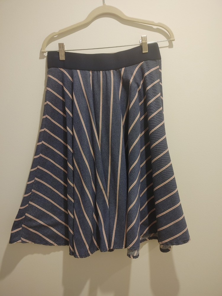 Metrowear Blue Denim with Stripes Women's Skirt Size Medium 100% Cotton