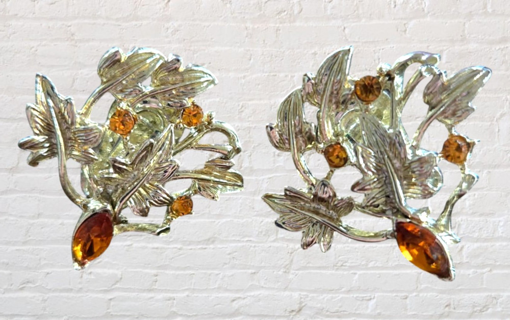 Vintage Estate Clip On Cluster Earrings Amber Clear Rhinestones Flower Leaves