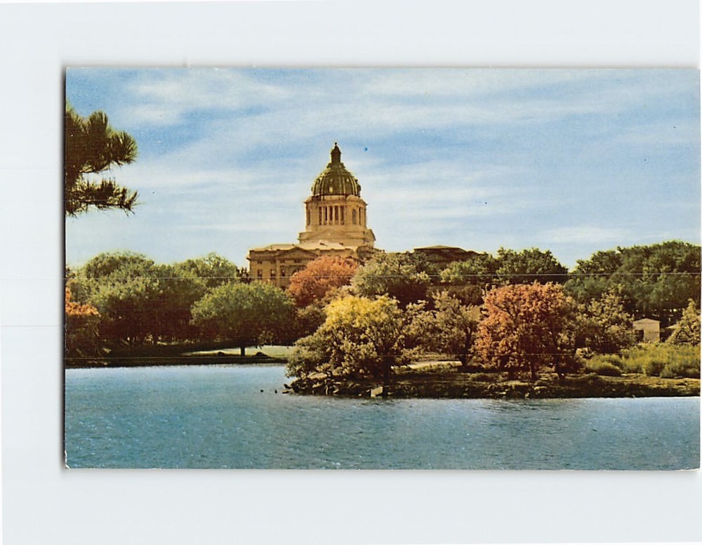 Postcard State Capitol Pierre South Dakota USA