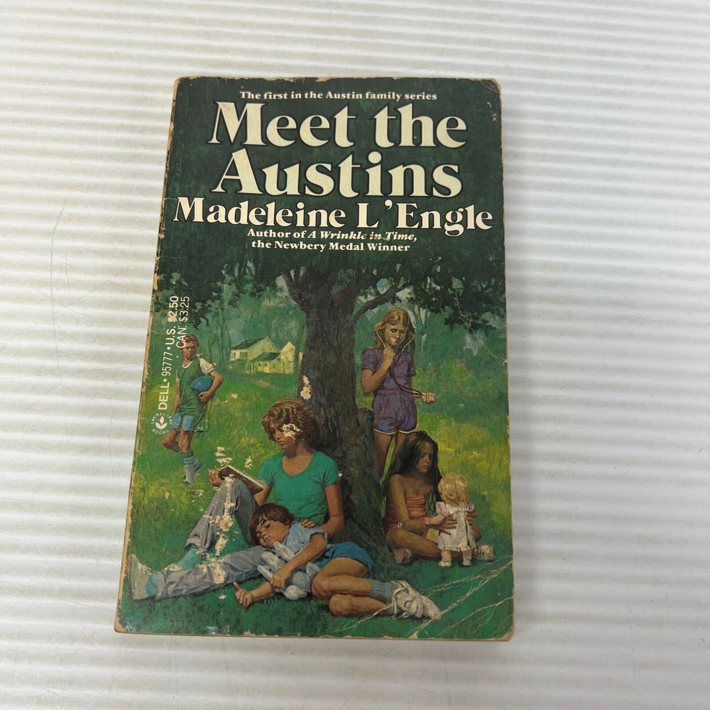 Meet The Austins Realistic Fiction Paperback Book by Madeleine L'Engle 1984