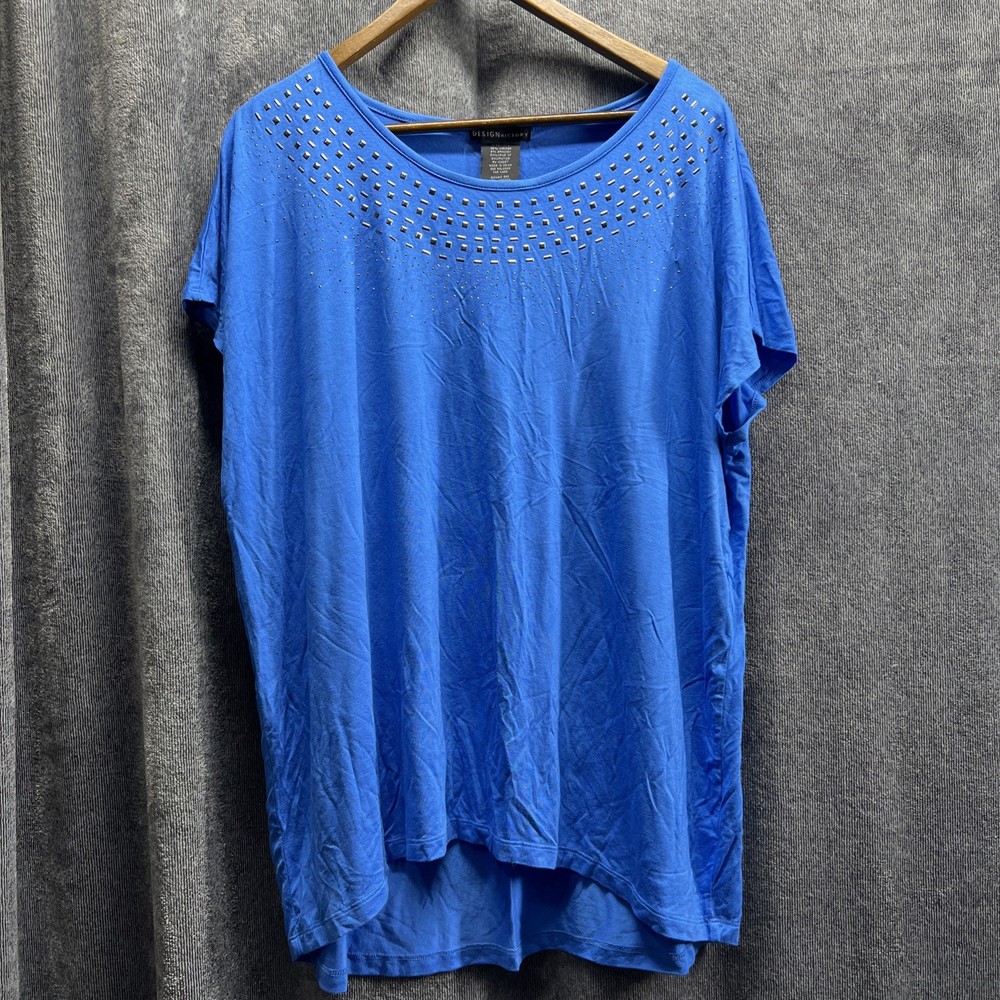 Design History Shirt Woman’s Size 2x Blue With Silver Studs Short Sleeve