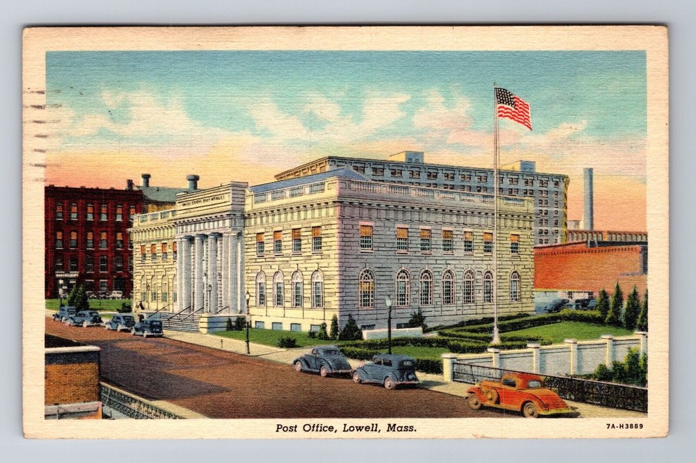 Lowell MA-Massachusetts, Post Office, c1940 Vintage Souvenir Postcard