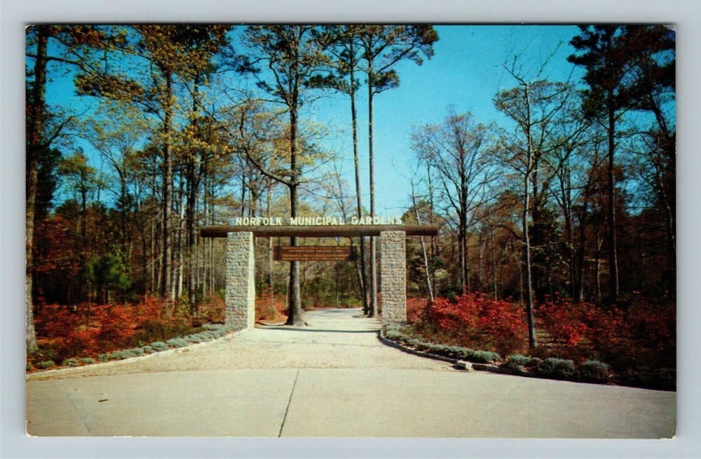 Norfolk VA-Virginia, Entrance To Azalea Gardens Vintage Souvenir Postcard