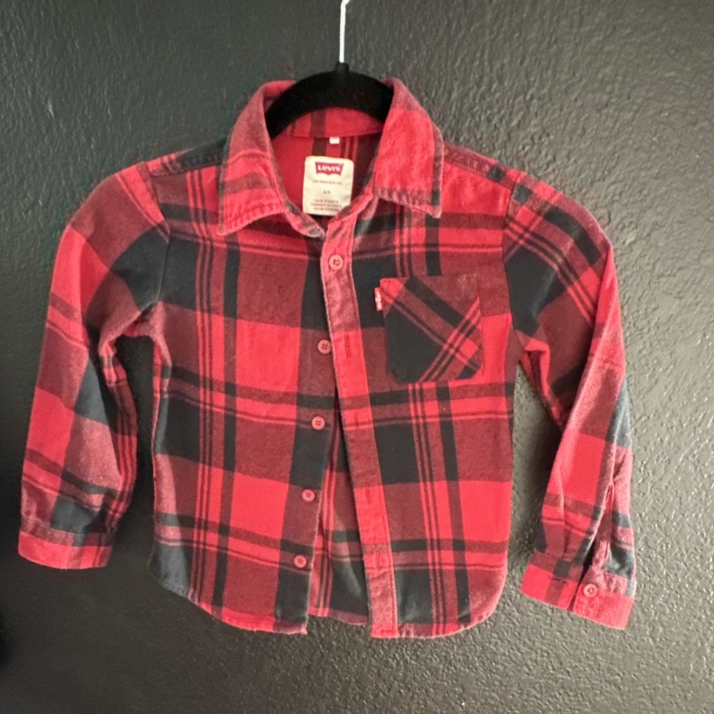 Levi's Boys Red Black Plaid Long Sleeve Button-Up Shirt w/ Pocket 4/5