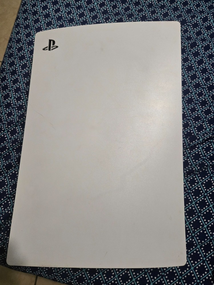 Sony PlayStation 5 PS5 Digital CFI-1015B 825GB CONSOLE ONLY FOR PARTS/REPAIR