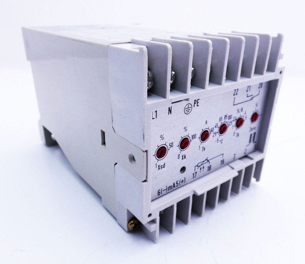 JUMO 2AML2-70/020/03 2AML2-70 Conductivity Transducer -used-