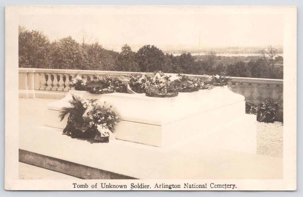 Arlington Natl Cemetery VA~Tomb Of Unknown Soldier~Real Photo Postcard~RPPC