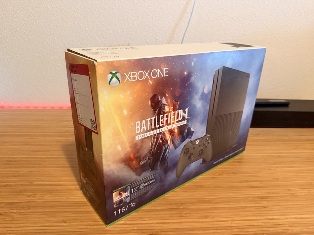 Microsoft Xbox One S Battlefield 1: Military Green Special Edition Bundle 1TB