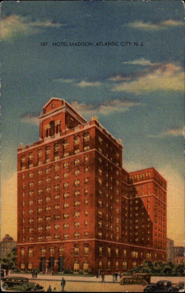 Hotel Madison ~ Atlantic City New Jersey NJ ~ 1940s linen postcard