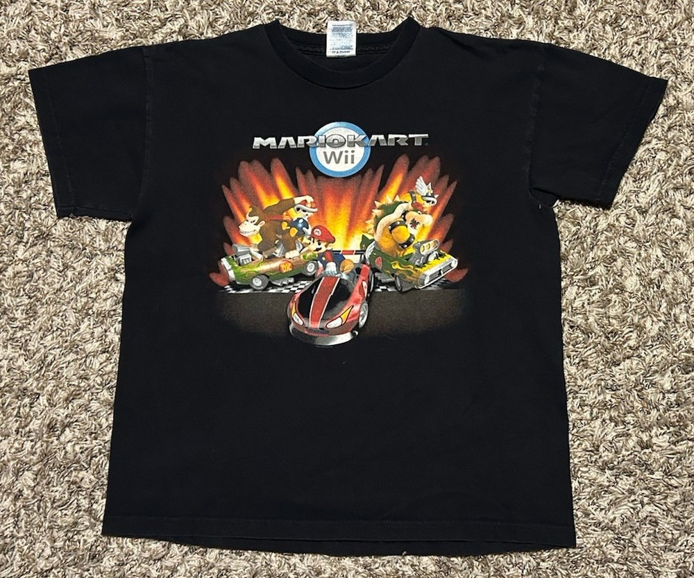 Vintage Y2K 2008 Mario Kart Wii Nintendo Video Game Promo Tee Size XS