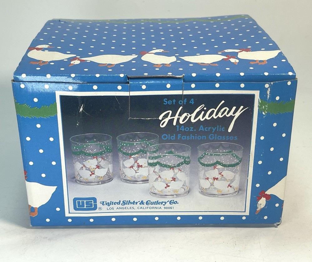 Vintage Set of 4 Christmas Holiday Goose 14oz acrylic old fashion glassesPlastic