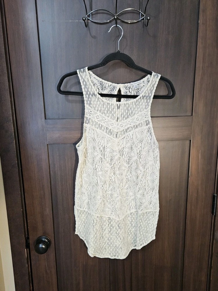 EUC Women's American Eagle Ivory Lace Boho Floral Tank Top Blouse Size Small