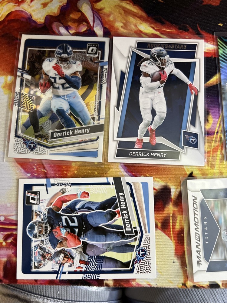 Tennessee Titans Derrick Henry Running Back Football Card Lot Of 13