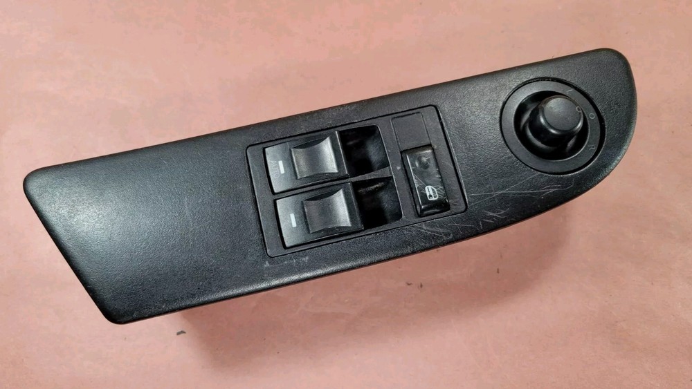 2006-2009 MITSUBISHI RAIDER 2Door LEFT DRIVER MASTER POWER WINDOW SWITCH OEM