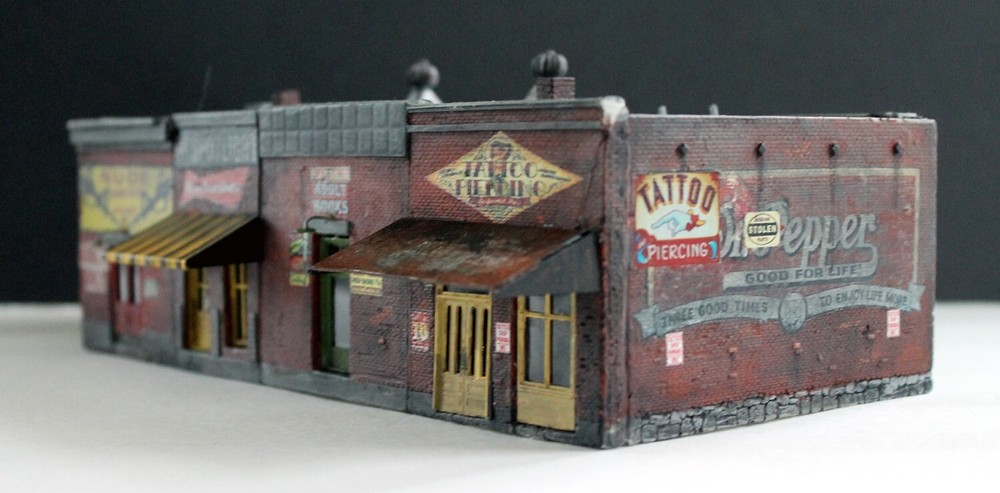 Downtown Deco New Release! HO Scale Building Kit Bad To The Bone Block NIB