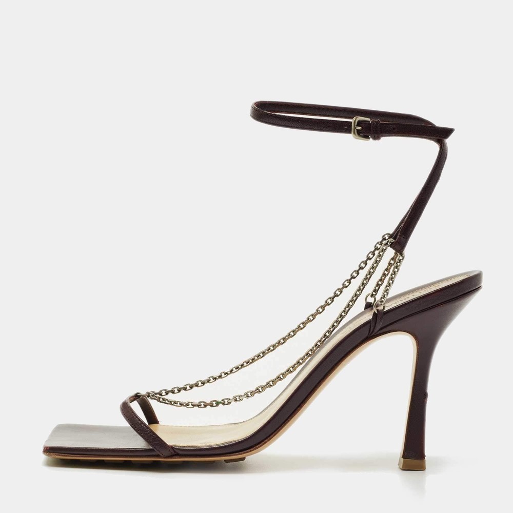 Bottega Veneta Stretch Size 38.5 Burgundy Leather Ankle Strap Sandals