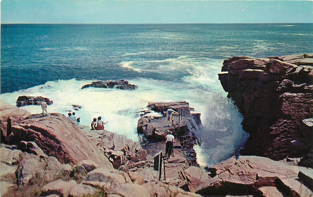 Thunder Hole Acadia National Park Mt Desert Island Maine ME Postcard-image