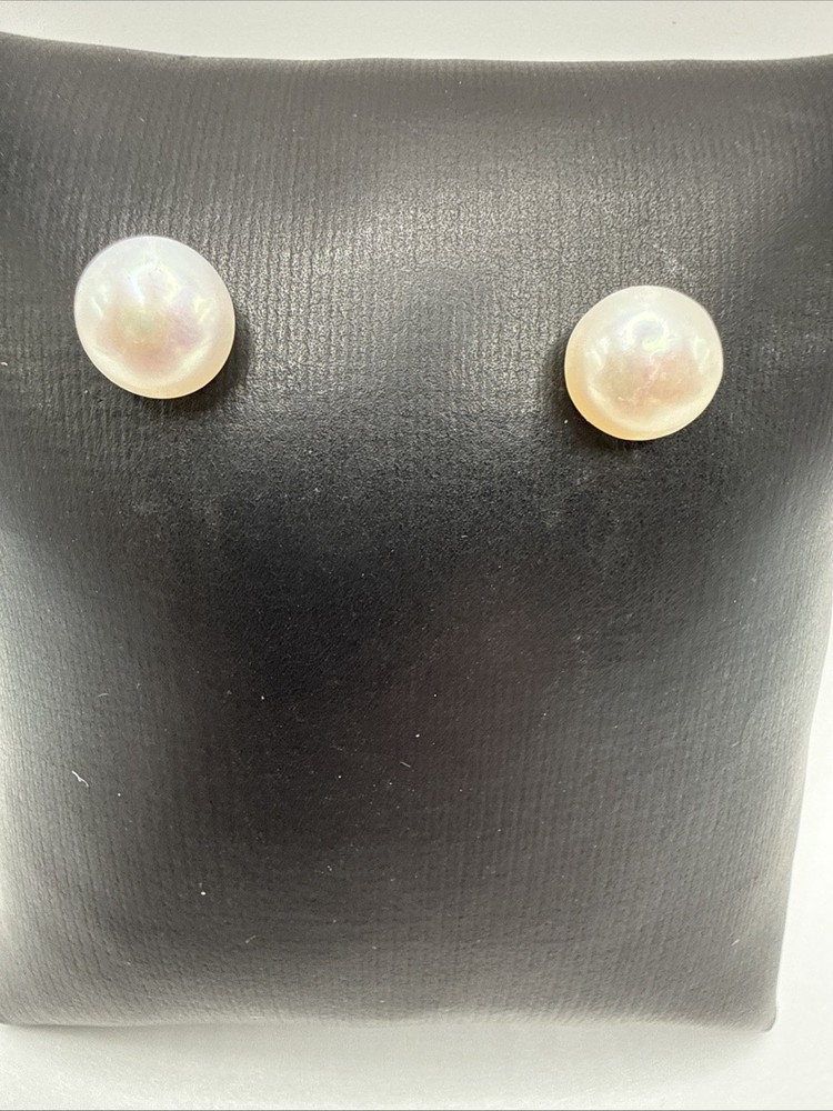 Vtg Thailand 925 Sterling Silver Pearl Stud Earrings. 1.3 Grams. Artist Bb