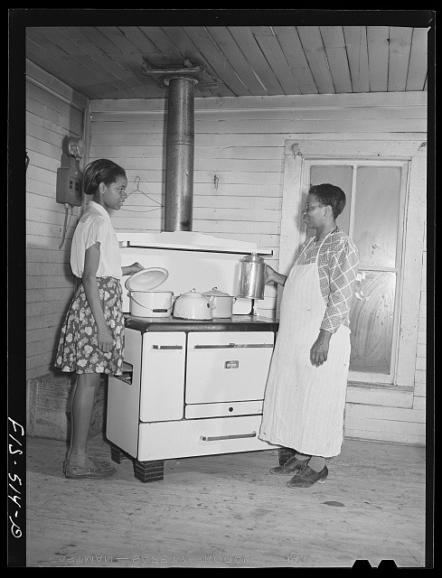 Zebulon North Carolina Mrs Jones Kitchen 1942 African American Women Stove