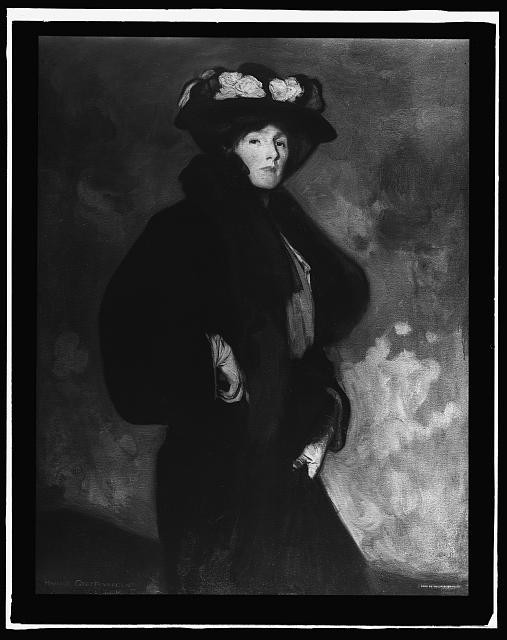 Photo:Mrs. Martha Greiffenhagen, full-length portrait