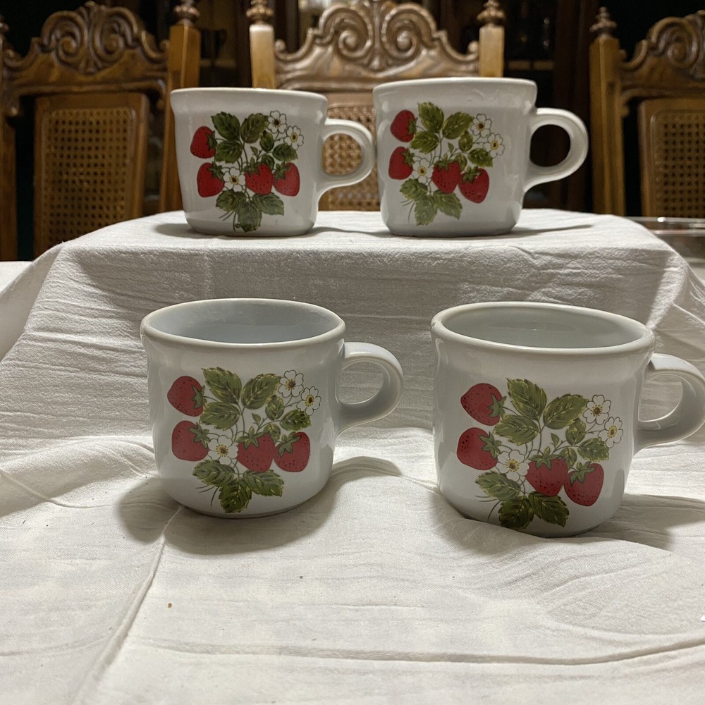 VTG 4 MCCOY USA COUNTRY POTTERY WHITE W/STRAWBERRIES CUPS/MUGS #286 🍓