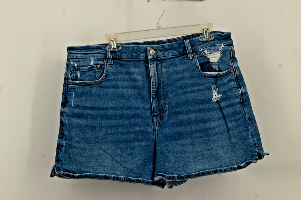 American Eagle Outfitters Women's Size 18 Blue Jean Shorts Distressed Stretch