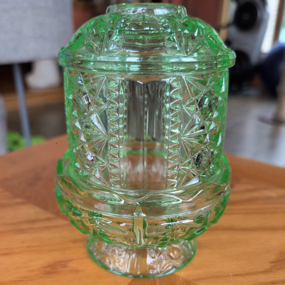 Vintage Indiana Glass Chantilly Light Green Stars And Bars Fairy Lamp