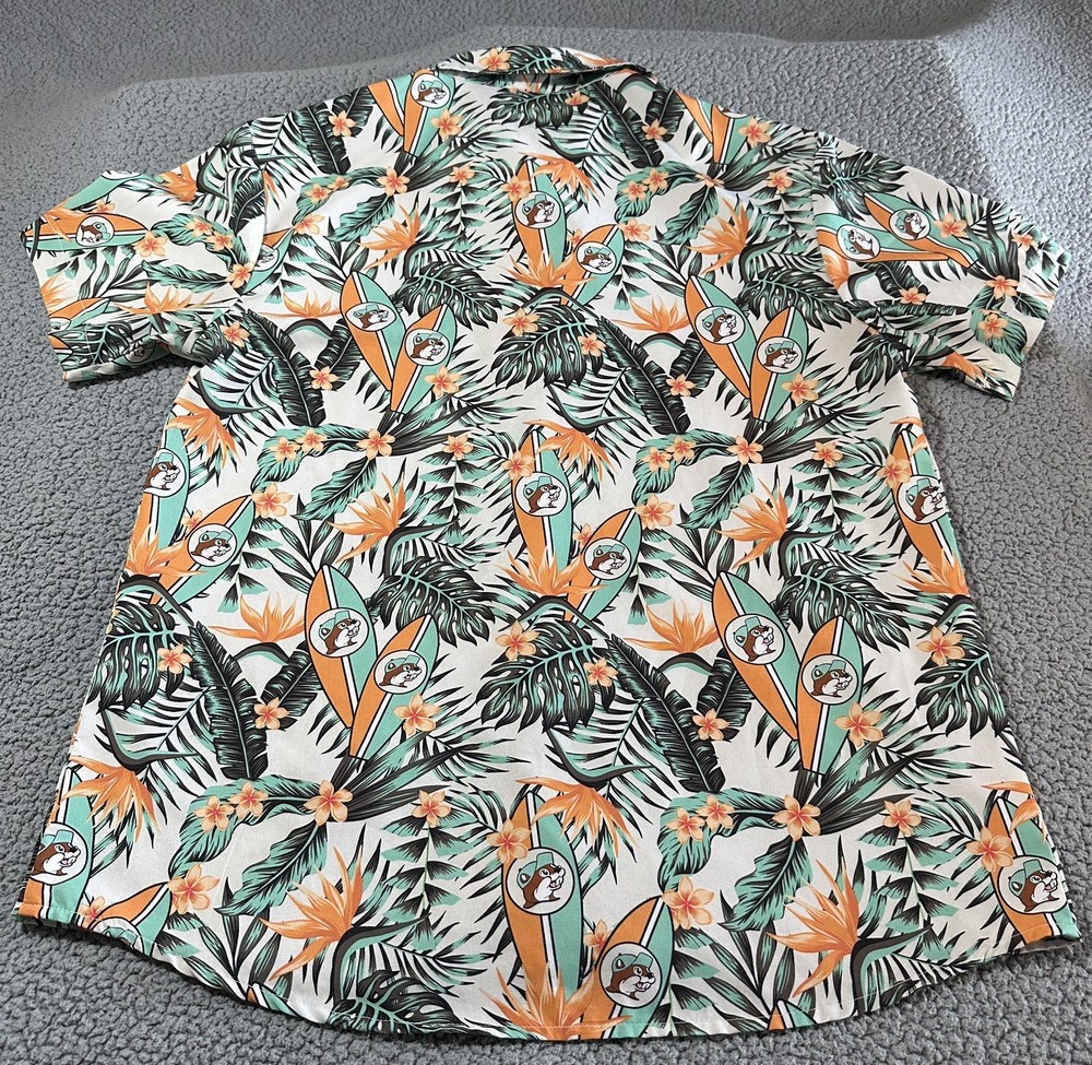 Buc-ees Hawaiian Tropical Print Button surf Short Sleeve Shirt mens medium M