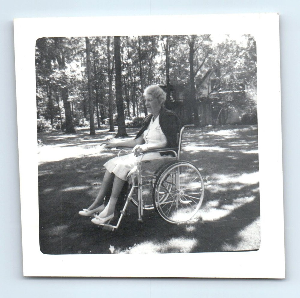 Old Vintage Square Photo OLDER WOMAN SITTING IN WHEELCHAIR OUTSIDE SNAPSHOT