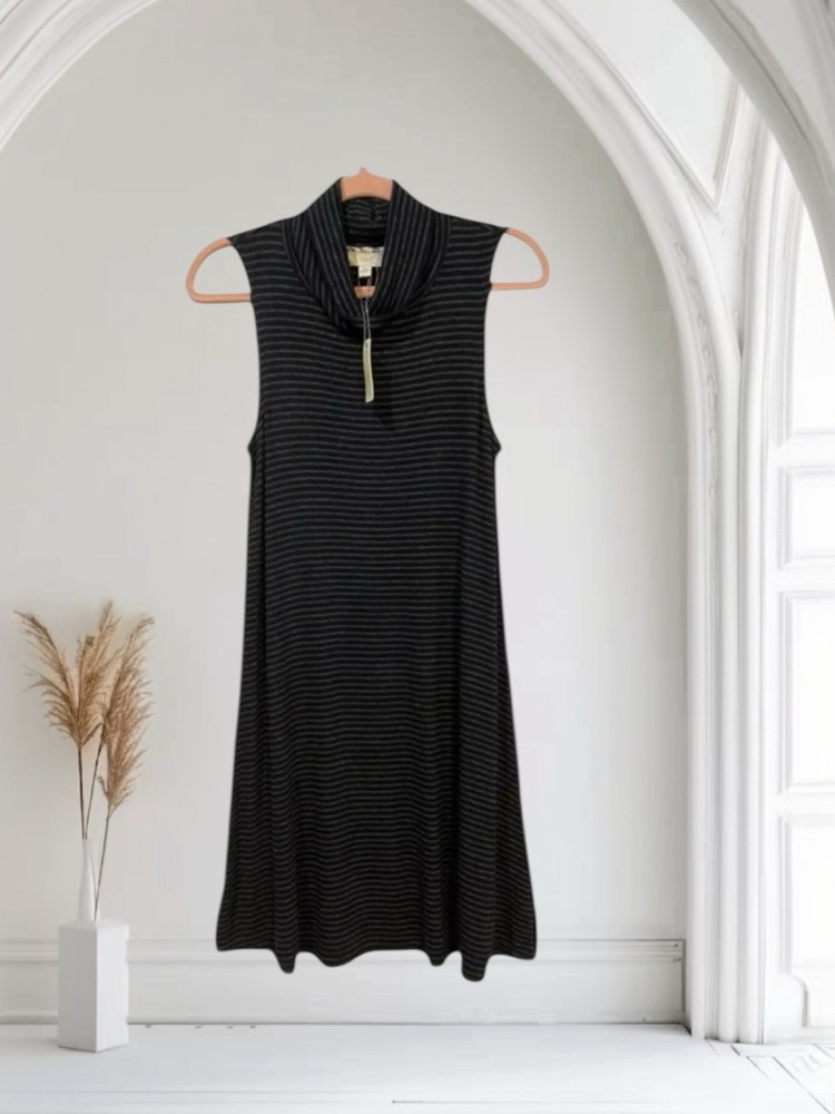 Cupio Blush Sleeveless Turtleneck Dress Women’s Size Small Ribbed Knit