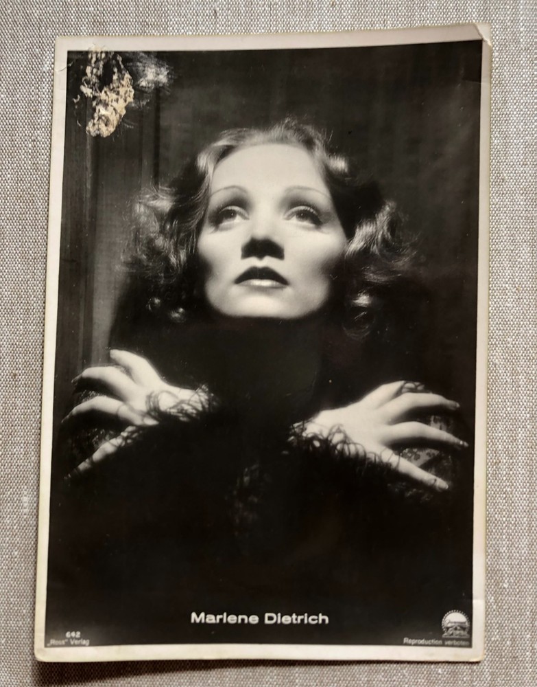 MARLENE DIETRICH / ROSS VERLAG / 642 VINTAGE POSTCARD / SHANGHAI EXPRESS