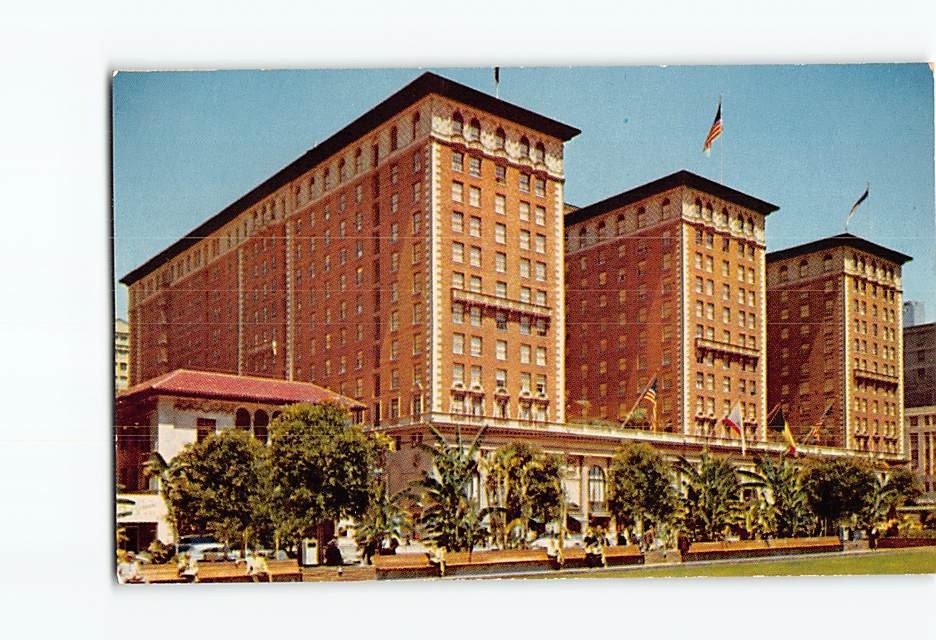 Postcard The Biltmore Hotel Los Angeles California USA North America