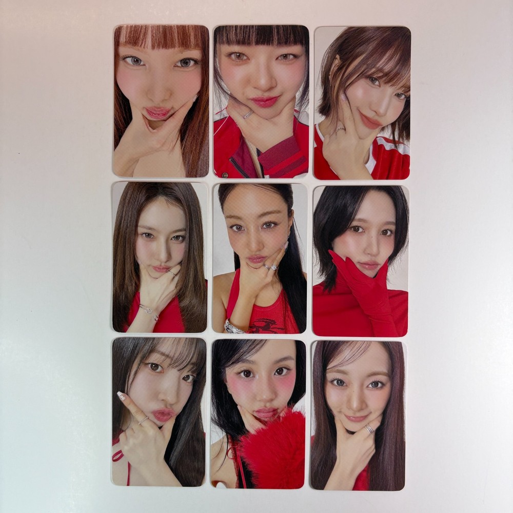 [TWICE] 2026 SEASON'S GREETINGS [RED WHISPERS] FANS SHOP POB Photocard