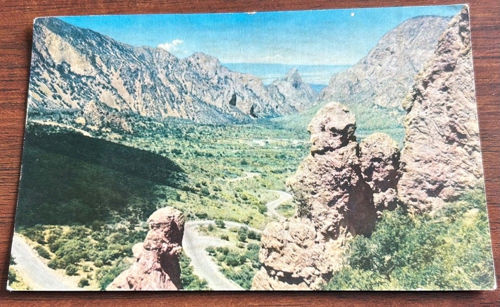 Vintage Postcard Basin Of The Chisos Mountains Big Bend National Park Texas TX