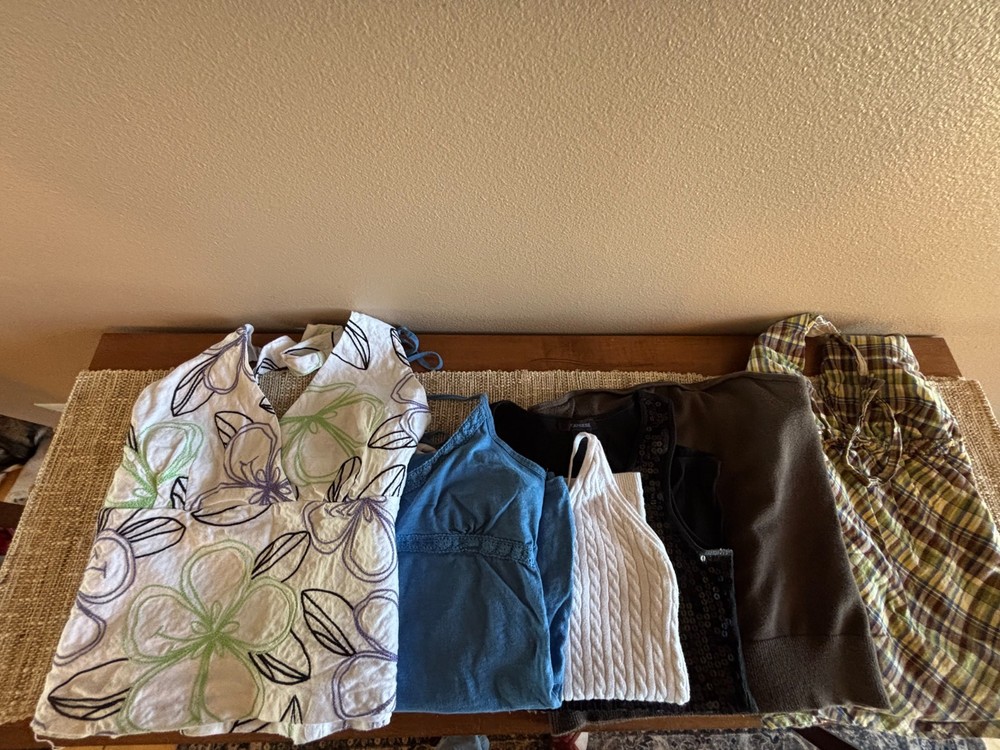 Y2K Halter Top Lot Womens M L Gap Express Sequin McBling 2000s Bundle
