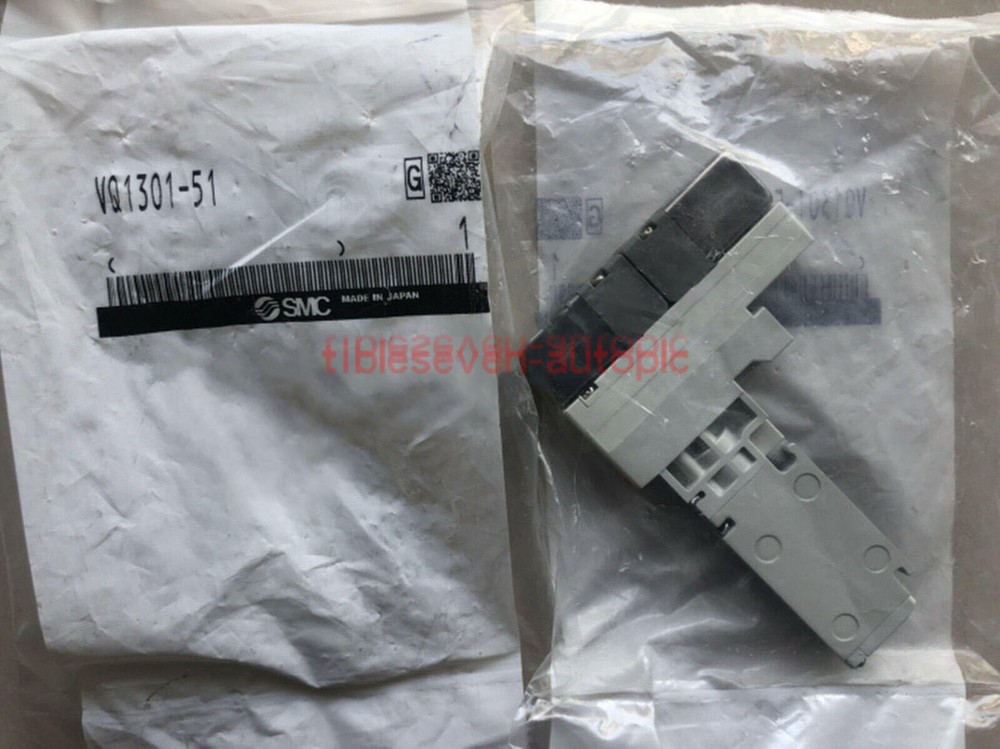 1PCS IN BOX SMC solenoid valve VQ1301-51 New