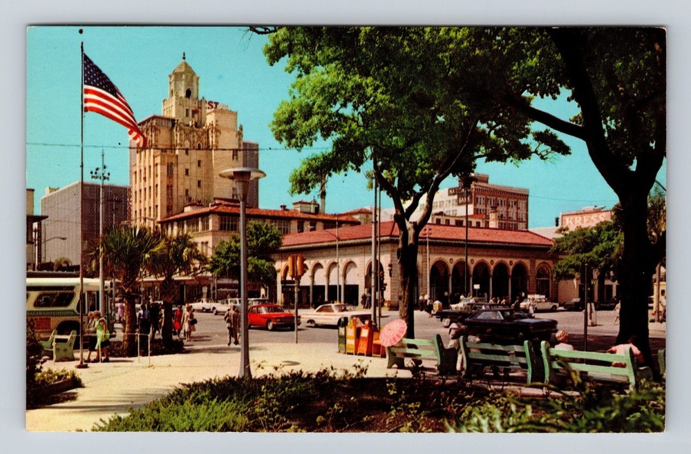 St Petersburg FL-Florida Open Air Post Office Vintage Postcard