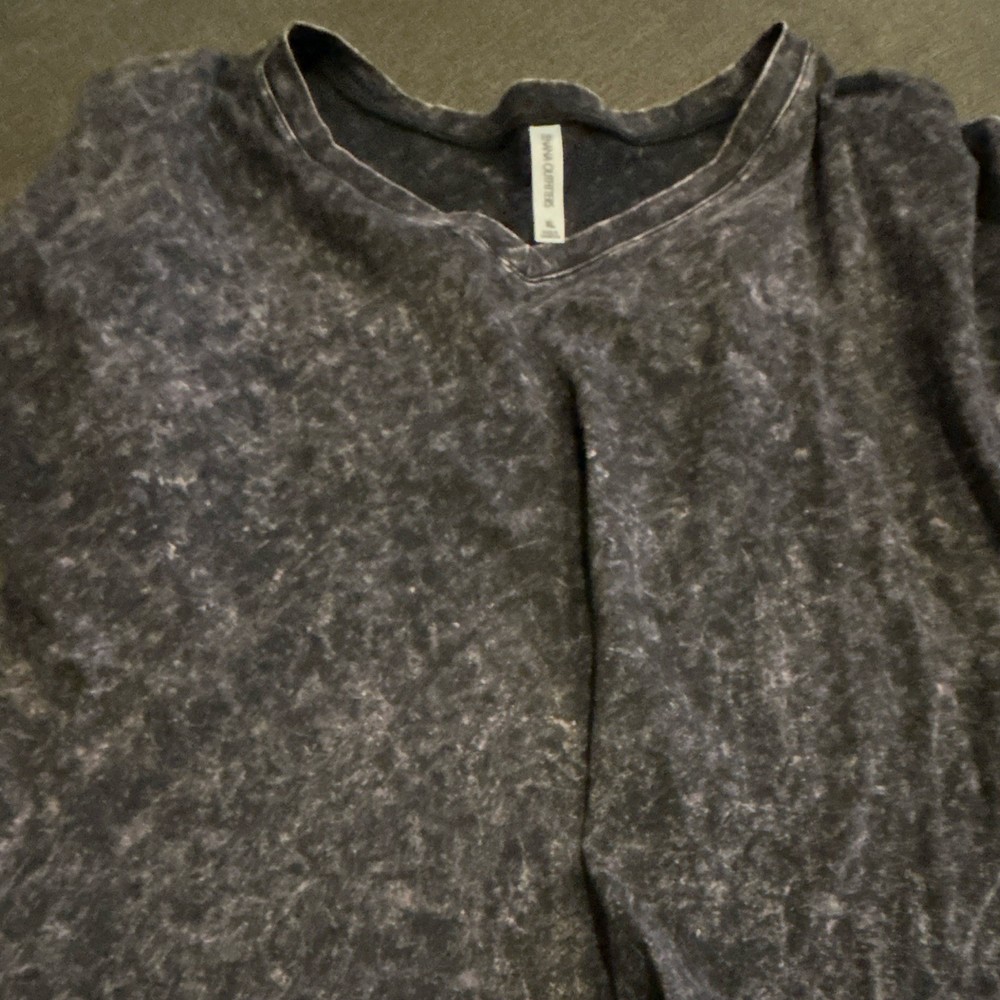 Zenana Outfitters Womens XL Gray Acid Wash V-Neck Short Sleeve Knit Pullover Top