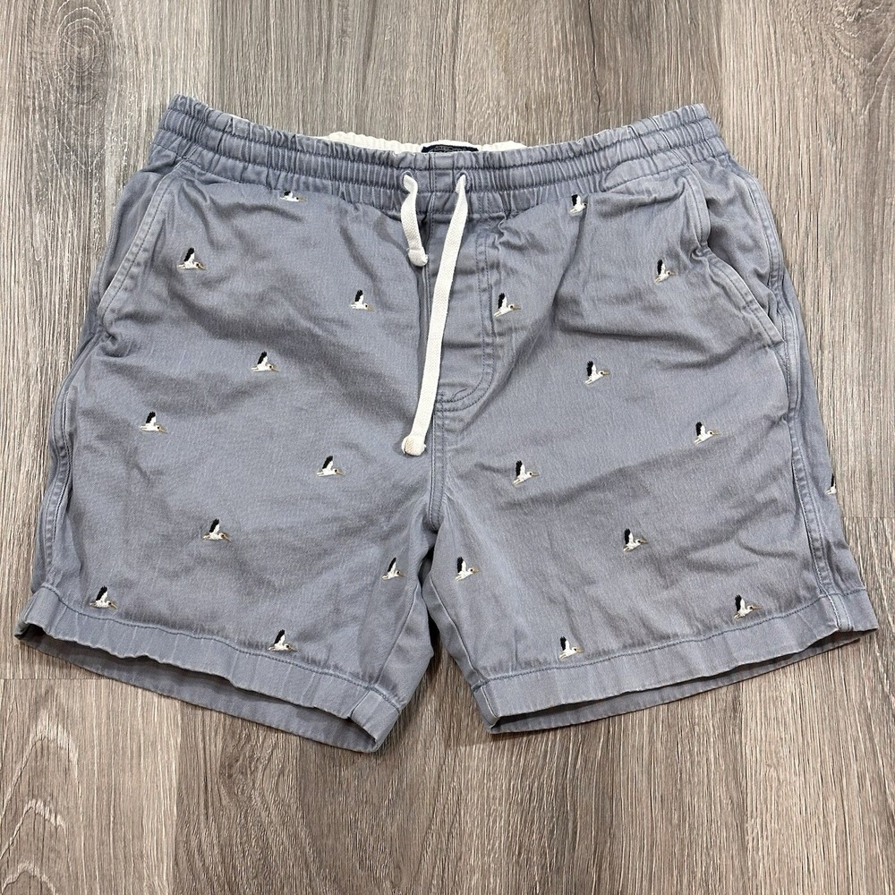 J Crew Chino Men Size Medium Elastic Waist Embroidered Pelican Bird Denim Shorts