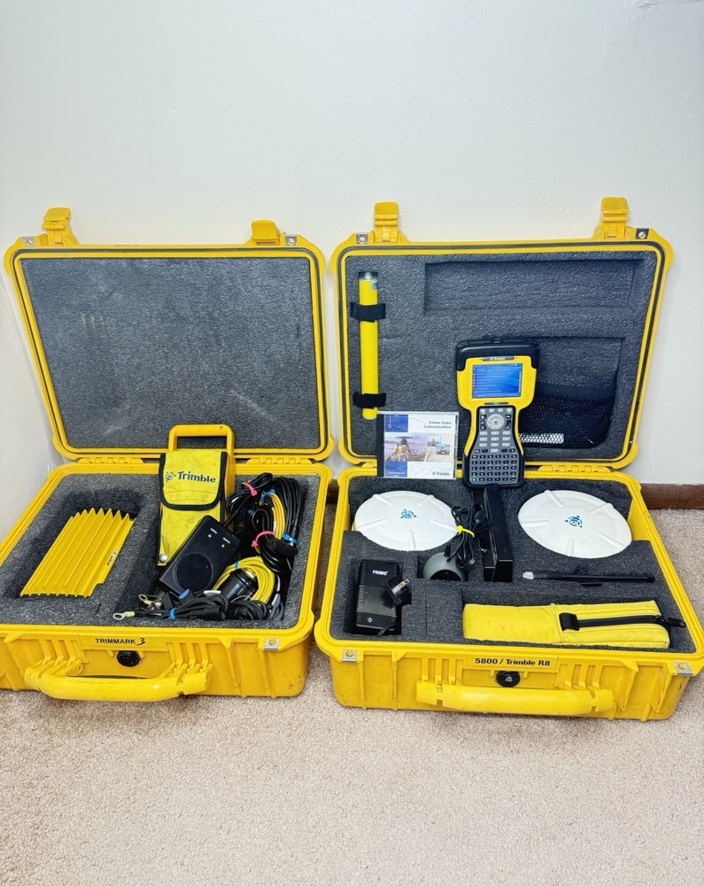 Trimble R8 GPS Base & Rover RTK Receiver 410-430MHz /Trimble TSC2 &Trimmark3 GPS